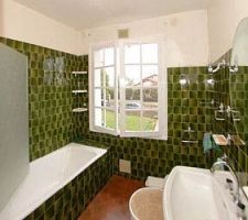 La salle de bain avant