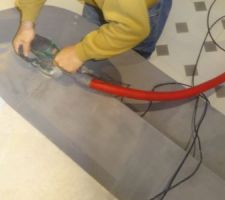 Reprise de la ponceuse orbitale car la pierre à poncer faisait des rayures qui sont ressorties sous le bouche pore