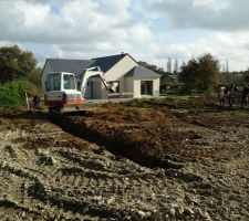 C'est parti pour les fouilles des fondations !