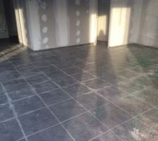 05/11 Carrelage pièce à vivre