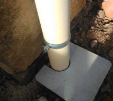 Pose de dauphin histoire de ne pas habimer notre installation d'eau pluviale ... c'est bien fait hein ? :)