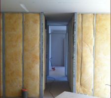 Couloir vers espace nuit