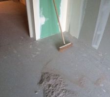 13/11/15 : nettoyage avant ragreage pour prépa carrelage