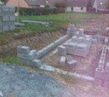 Commencement des travaux du vide sanitaire.