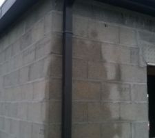 Finition toiture
gouttière zinc noir