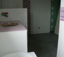 Salle de bain depuis la baignoire