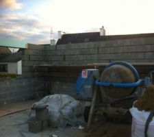 D&eacute;but &eacute;l&eacute;vation sur ma&ccedil;onnerie existante