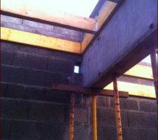 Fin &eacute;l&eacute;vation sur ma&ccedil;onnerie existante