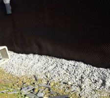 Carrelage cassé qui ne sera pas enlevé par le constructeur