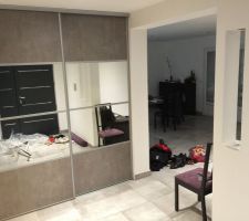 Placards Leroy Merlin : 369 euros.
Roulements silencieux, facile à installer