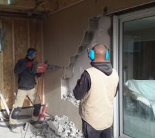 Elargissement de l'ouverture existante.