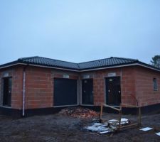 Charpente, couverture et goutti&egrave;res termin&eacute;es