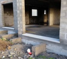 Appuis de fen&ecirc;tre de la salle