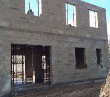 1er mont&eacute;
J 18