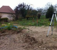 Le g&eacute;om&egrave;tre calcule tout, le sol, sa portance, la pente du terrain...