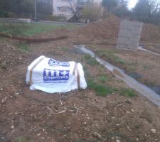 Stockage du ciment pendant des semaines : pour tester le c&ocirc;t&eacute; hydrofuge????