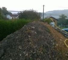 Taille de la terre suite aux fondations