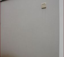 Des coulures pas sympatoches dues aux couvertines ? facade est