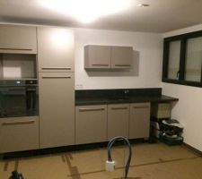 Cuisine en cours de pose