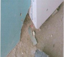 Trou dans le mur