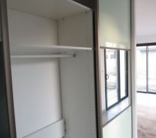 Placard d'entr&eacute;e