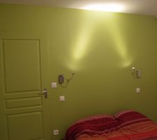 Rappel couleur tapisserie sur portes de placard