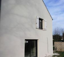Ravalement fait : façade sud, blanc de la côte de chez PRB