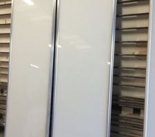 Une amie vend des portes de placards coulissantes neuve avec rail et socle de tailles différentes (voir mon article si intéressé)