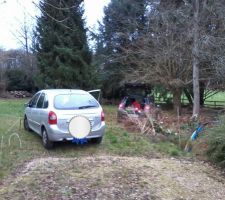 Haie du fond coupée ,barriere apparente