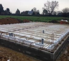 Petite v&eacute;rification en ce dimanche, avant le coulage de la dalle cette semaine ?