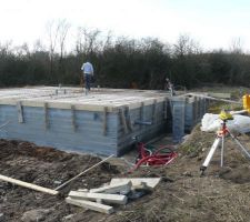 Voilà mathieu69, les photos du ferraillage de la dalle..