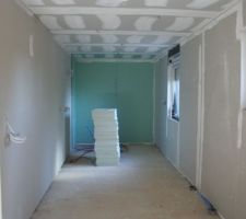 Hall/ WC / SDB