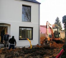 Ça bosse : réseaux et terrassement seront finis demain