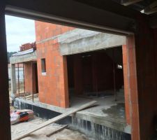 Vu de l'intérieur salon.