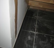 Plinthes sous escalier2