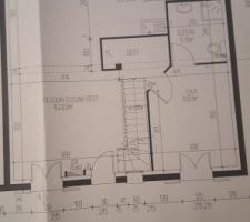 Plans rdv modifié.  Déplacement d'une porte et inversion de l'ouverture du cellier.