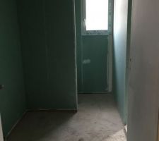 Salle de bain avec douche à l italienne et accès direct dans la chambre 1