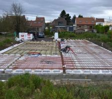 Pose du plancher chauffant incorporé a la dalle et ferraillage