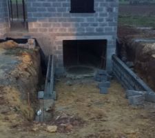 Mur de sout&egrave;nement &agrave; mi-hauteur