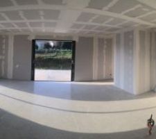 Bandes placo 2nd passes
Salon/Salle à manger/Cuisine