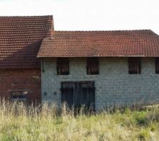 Grange arri&egrave;re