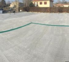 La dalle est s&egrave;che en surface