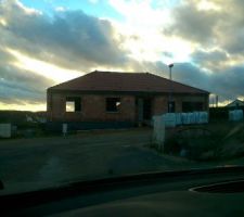 Toiture finis manque une tuile j'espere qui viendront me la poser a&Acirc;&nbsp; la rentree