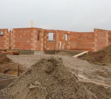 Elévation des murs du RdC terminé