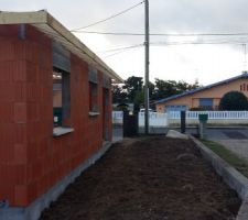 Gros nettoyage du terrain avant la suite