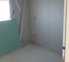Cloisons en cours - notre chambre
