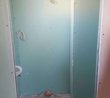 Cloisons en cours - salle d'eau