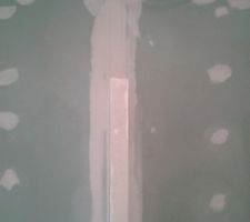 Cloison entre les deux placards