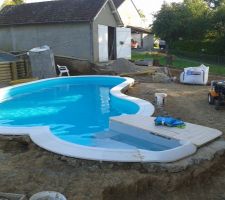 Abords piscine (décaissage fait)