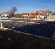 Les ferrailles commencent à être mise en place